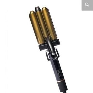 Pretty in a Minute waver